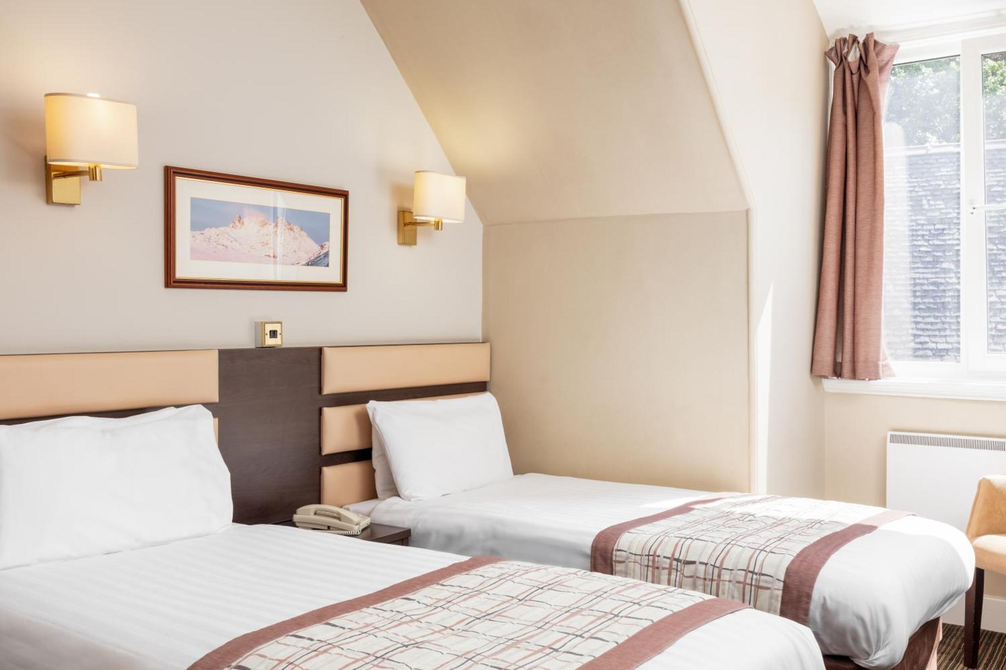 Arrochar Hotel 'A Bespoke Hotel' Екстериор снимка