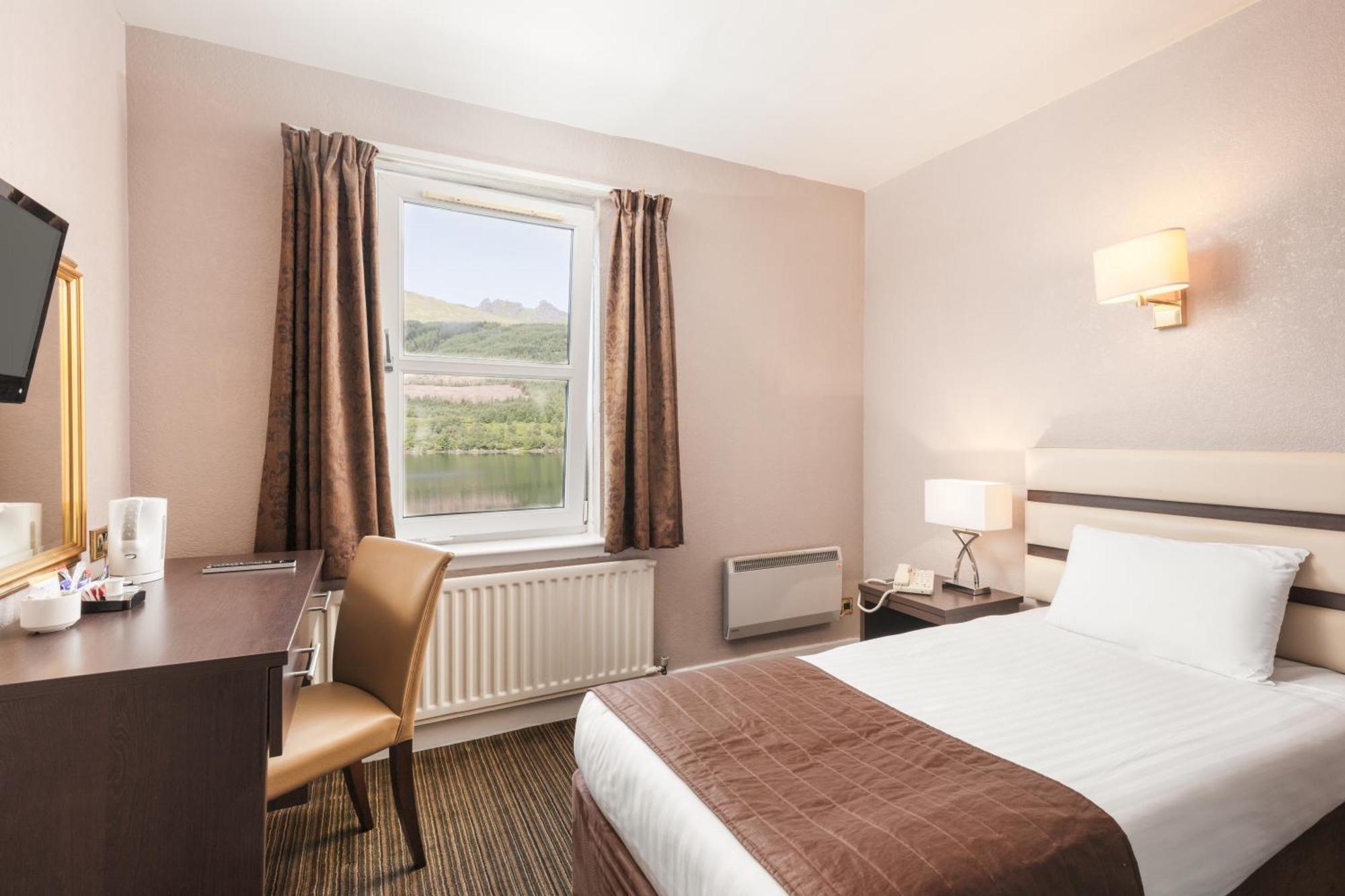 Arrochar Hotel 'A Bespoke Hotel' Екстериор снимка