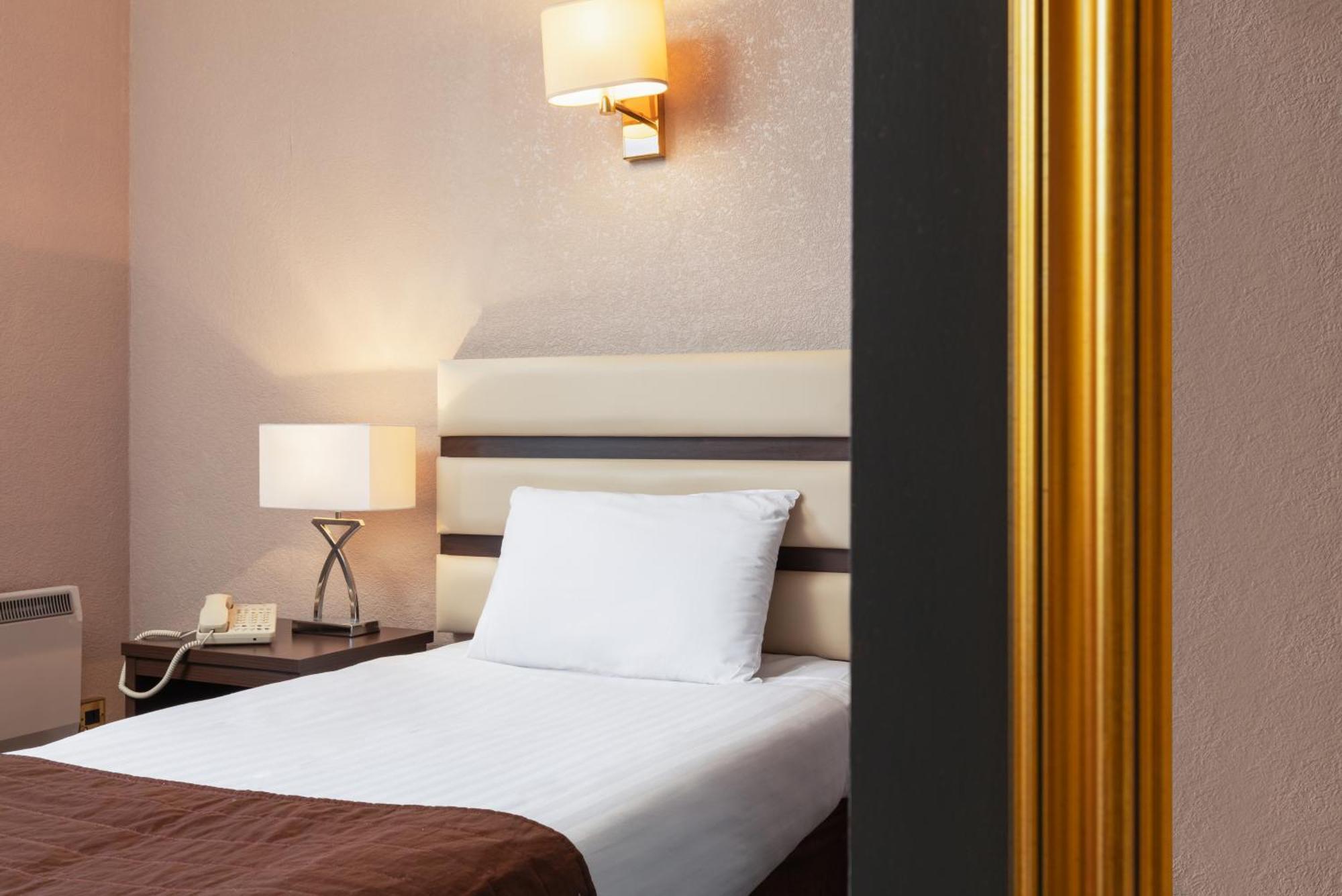 Arrochar Hotel 'A Bespoke Hotel' Екстериор снимка